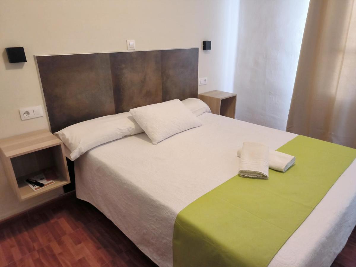 Pension Perez Montilla Sevilla Exteriér fotografie