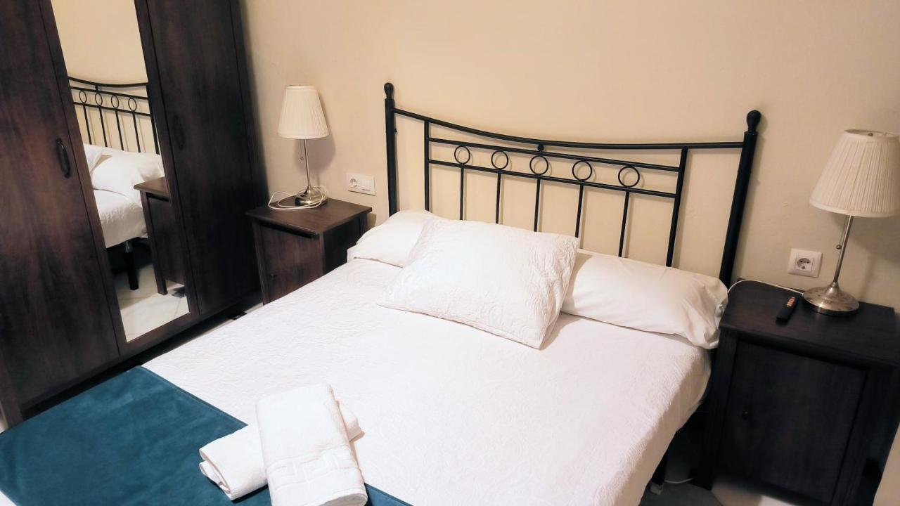 Pension Perez Montilla Sevilla Exteriér fotografie