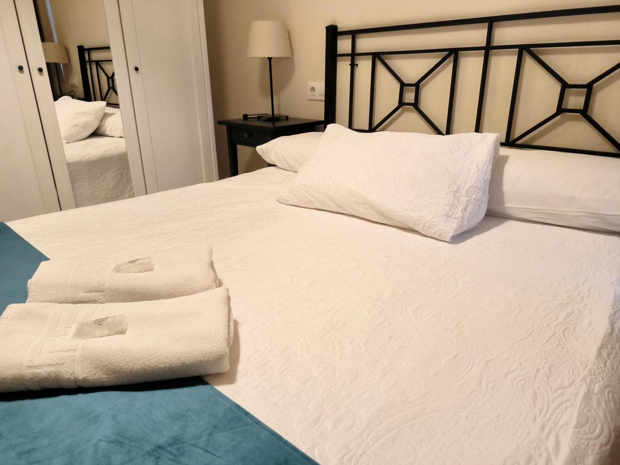 Pension Perez Montilla Sevilla Exteriér fotografie