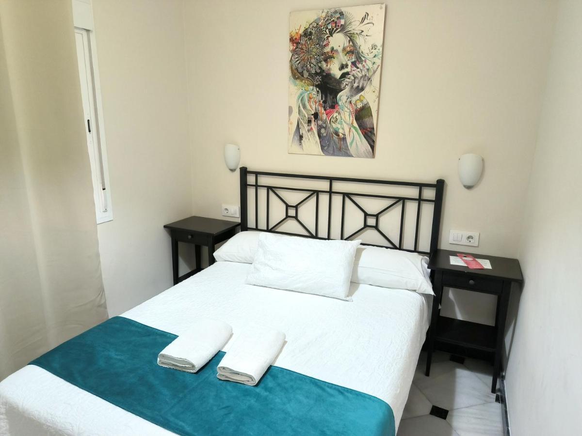 Pension Perez Montilla Sevilla Exteriér fotografie