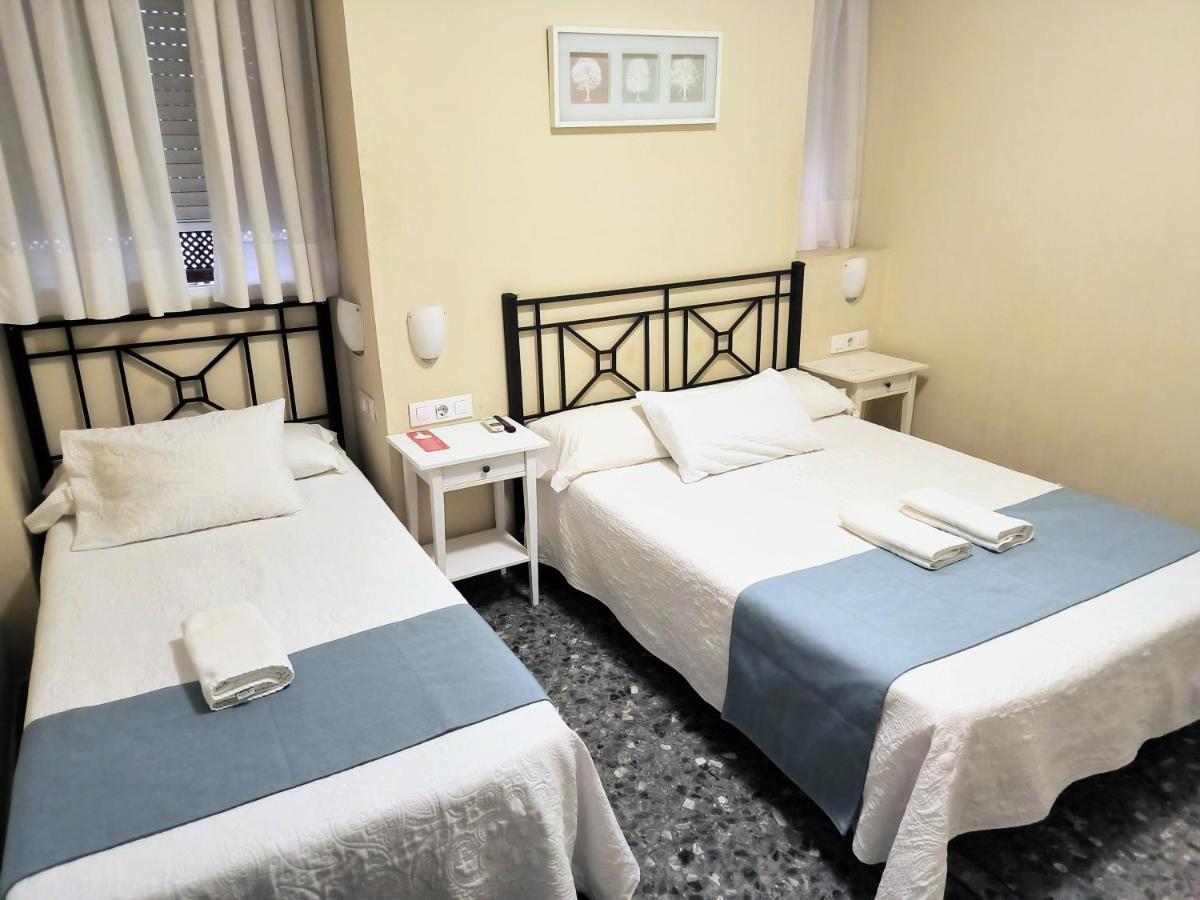 Pension Perez Montilla Sevilla Exteriér fotografie