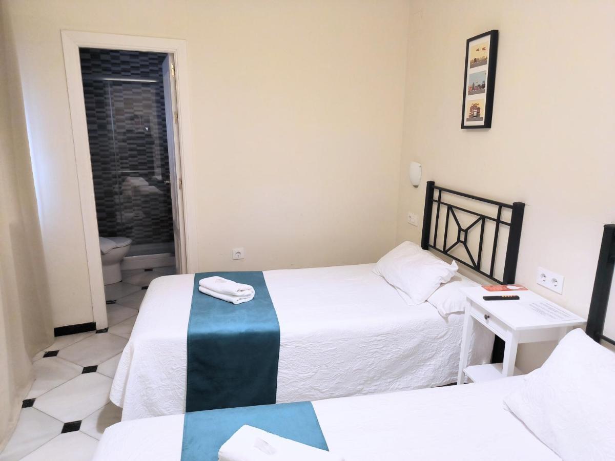 Pension Perez Montilla Sevilla Exteriér fotografie